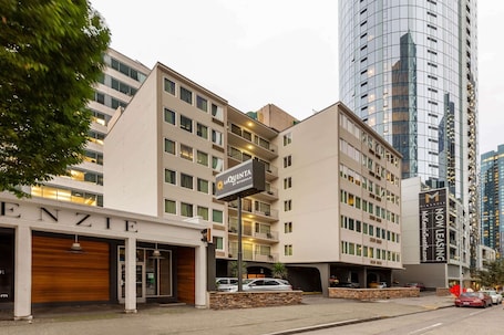 La Quinta Inn & Suites by Wyndham Seattle Downtown
