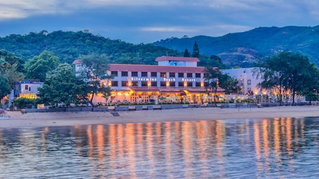 Silvermine Beach Resort