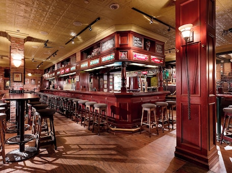 Club Quarters Hotel Faneuil Hall, Boston