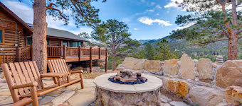 Mountain getaway with separate bunkhouse, deck, & trail access