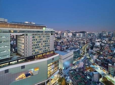 Holiday Inn Express Seoul Hongdae by IHG