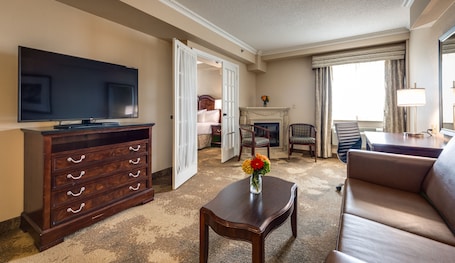 Monte Carlo Inn Suites Downtown Markham