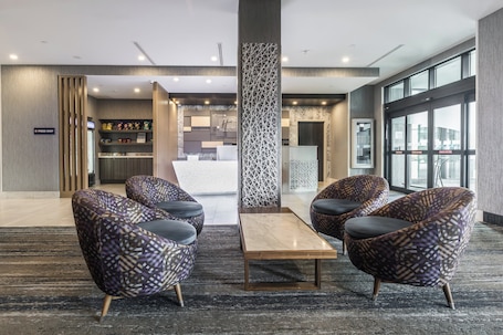 Holiday Inn Express & Suites Toronto Airport South by IHG